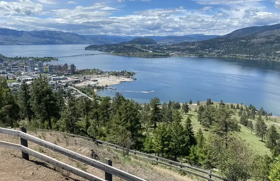Knox Mountain Park