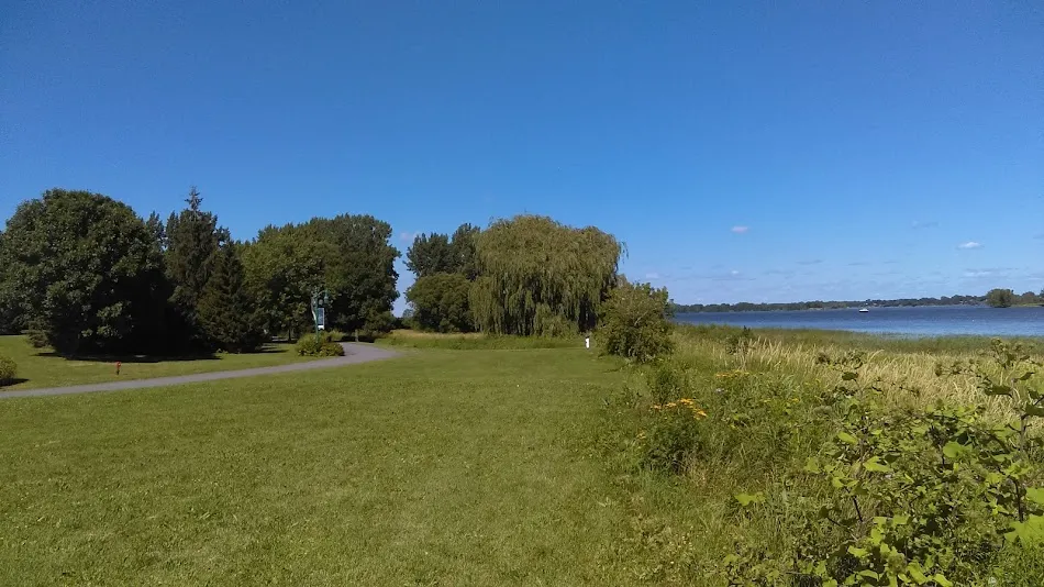 Parc de lIle Lebel
