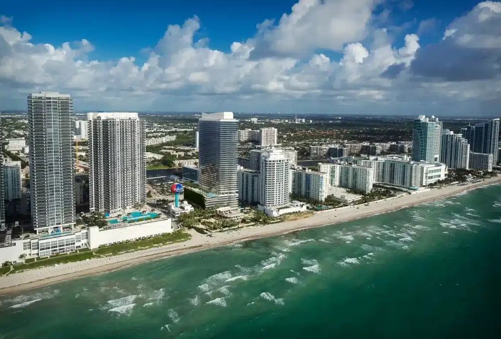 Hey Spray Foam Contractors in Hollywood, Florida