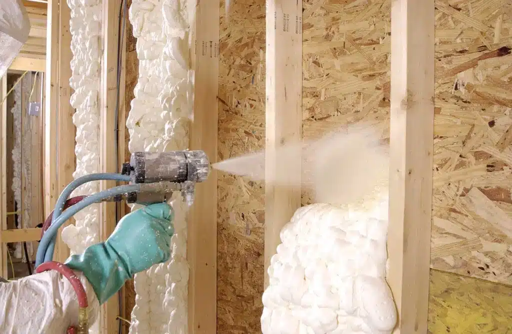 Benefits of Using Spray Foam Insulation for Ice Dam Prevention