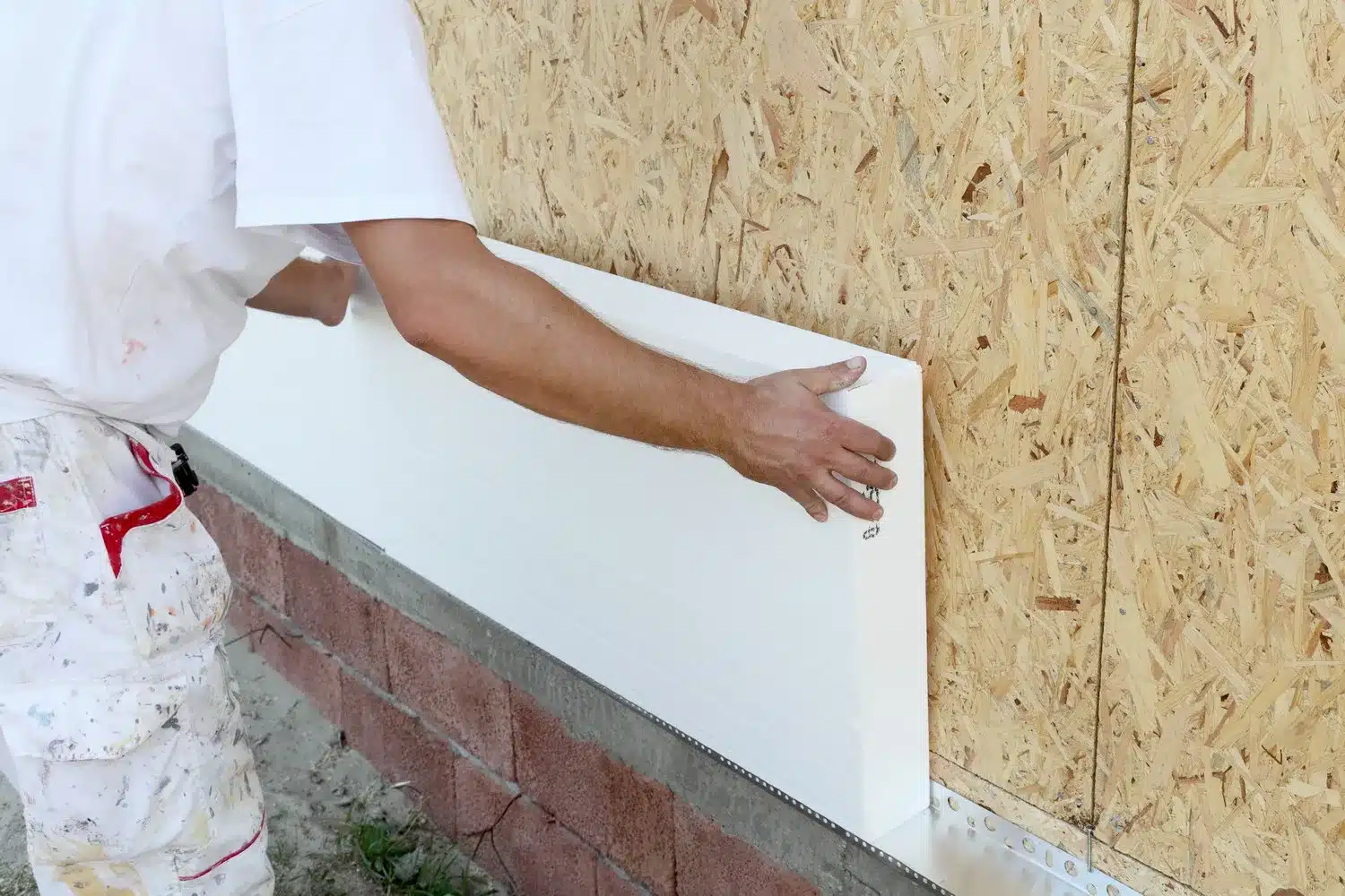 Comparing Spray Foam Insulation to Other Insulation Types