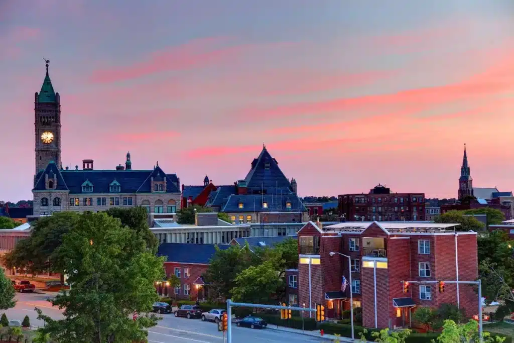 Top-Rated Marketing Experts For Spray Foam Contractors in Lowell, Massachusetts
