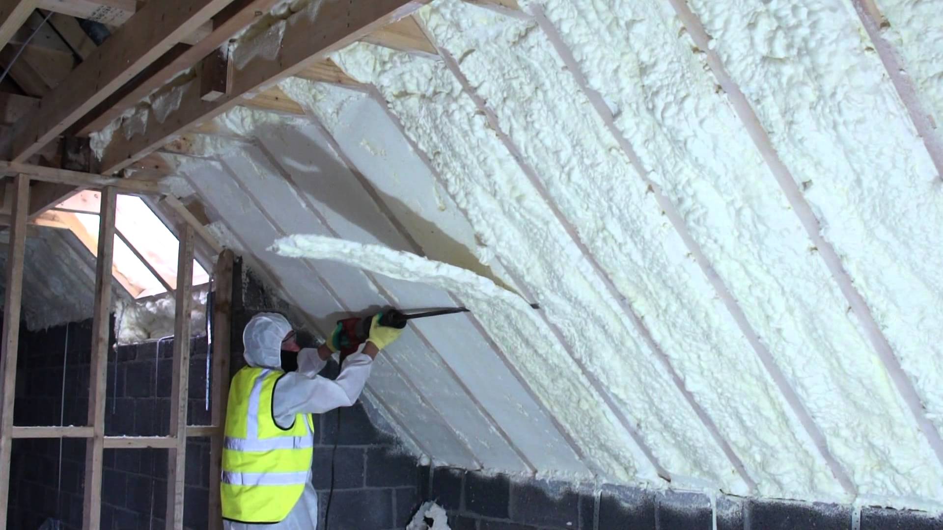 Overcoming Common Challenges with Spray Foam Insulation in Cold Storage