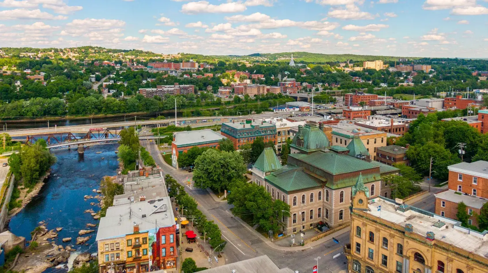 Reputable Marketing Agency for Spray Foam Contractors in Sherbrooke, Quebec Reputable Marketing Agency for Spray Foam Contractors in Sherbrooke, Quebec